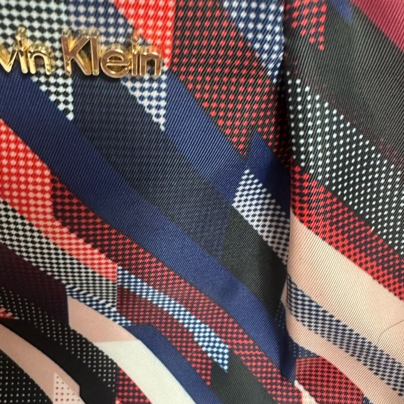 Calvin Klein colorful print bag with gold chain strap - Picture 8 of 10